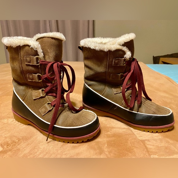 Apres by Lamo "Kristi"" Water Resistant Lace-Up Boots w/ Faux Fur Trim - Picture 2 of 13